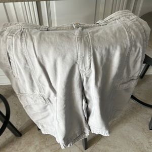 Tommy Bahama cargo shorts relax series size 36 gray excellent condition